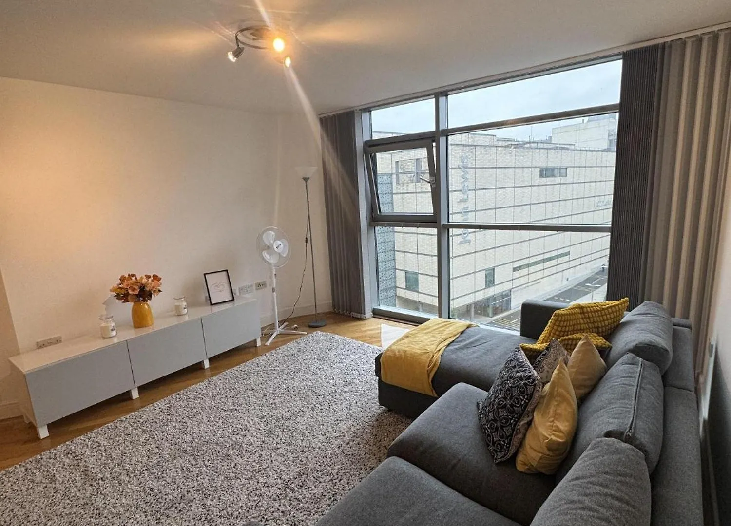Bute Terrace Apartment - Cardiff City Center